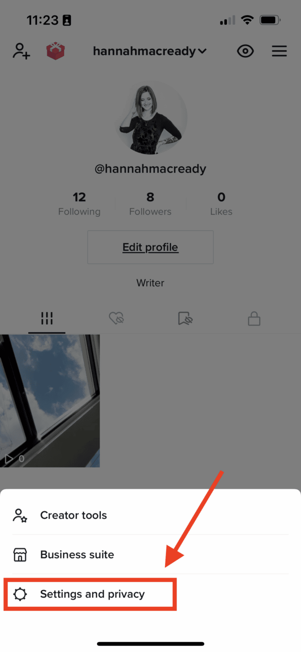 acceder a la configuración y privacidad de tiktok