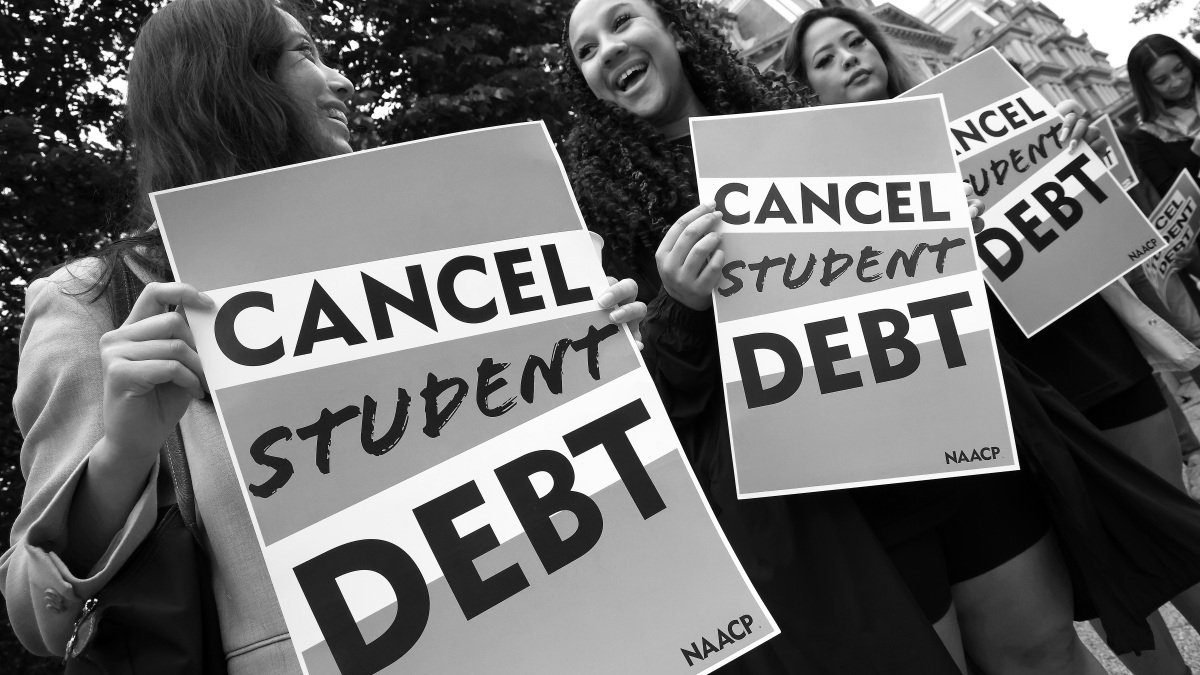 Lo que necesita saber para solicitar la condonación de préstamos estudiantiles