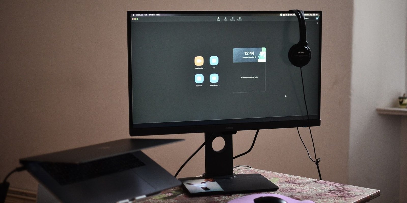Desarrollador Web Freelance | Wordpress | | GNOME 43 aterriza con importantes mejoras en la seguridad del dispositivo y la interfaz de usuario de escritorio de Linux 1 Desarrollador Web Freelance | Wordpress | | computer monitor with headphones