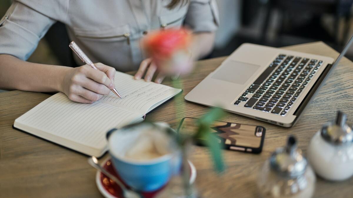 Desarrollador Web Freelance | Wordpress | | La mejor oferta de aplicaciones para escribir currículums 1 Desarrollador Web Freelance | Wordpress | | hero