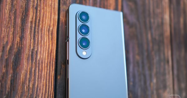 Desarrollador Web Freelance | Wordpress | | Samsung trae de vuelta el Galaxy Fold 4 al mejor precio por $1,300 1 Desarrollador Web Freelance | Wordpress | | Galaxy Z Fold 4 3 of 15 600x315 cropped