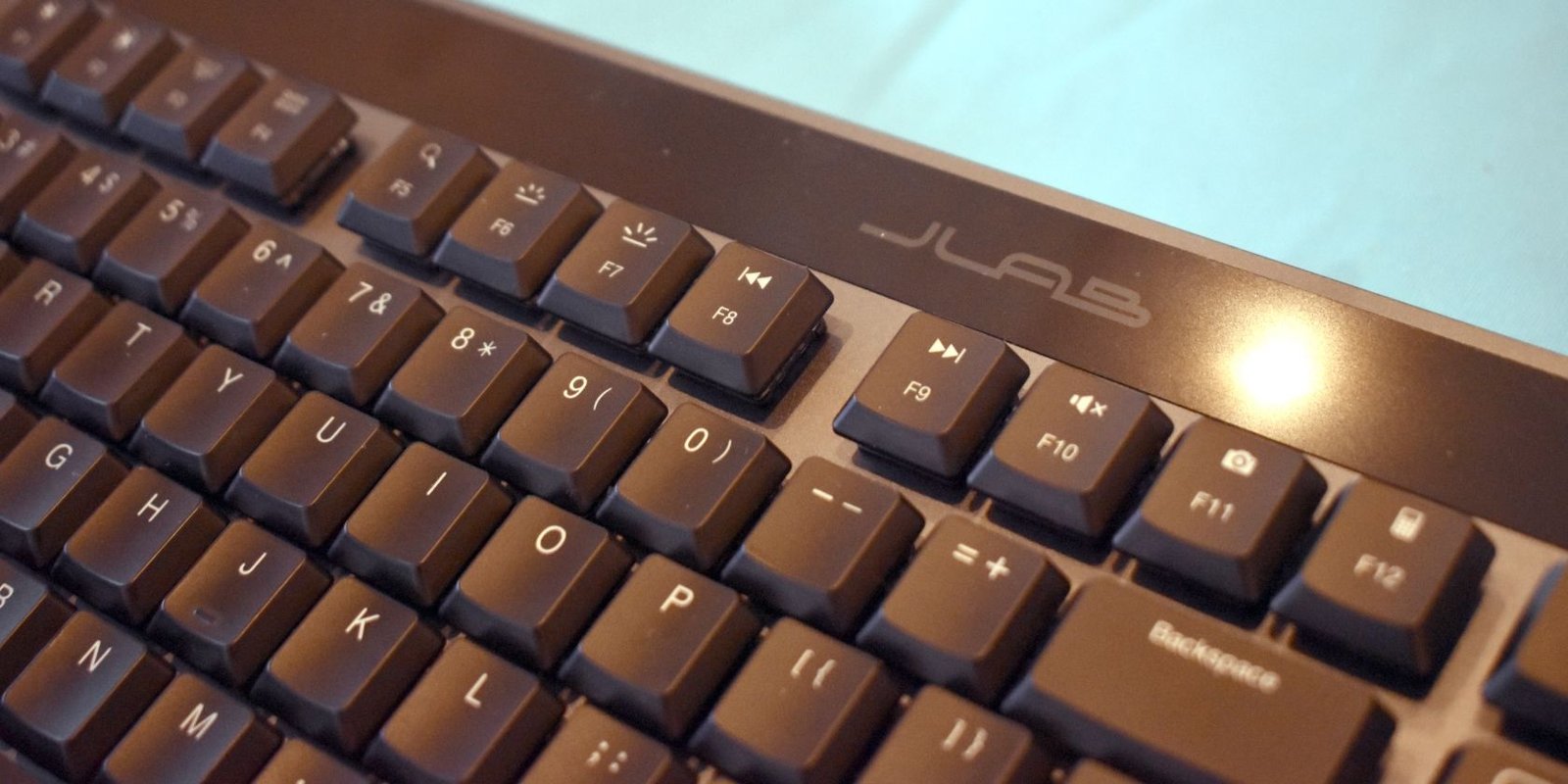 Desarrollador Web Freelance | Wordpress | | JLab lanza el nuevo teclado mecánico Silent Epic en CES 2023 1 Desarrollador Web Freelance | Wordpress | | jlab epic mechanical keyboard feature
