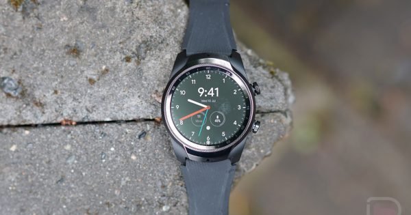 Desarrollador Web Freelance | Wordpress | | Mobvoi TicWatch Pro 4G LTE 6 600x315 cropped