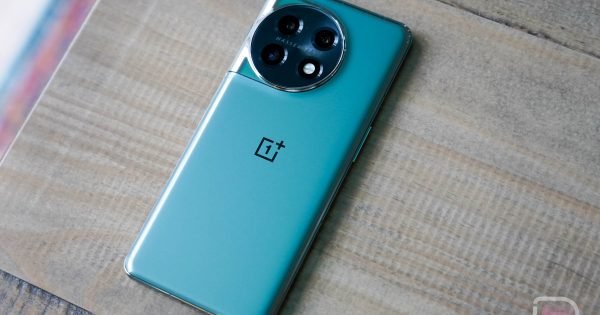 Desarrollador Web Freelance | Wordpress | | OnePlus 11 Review 12 600x315 cropped